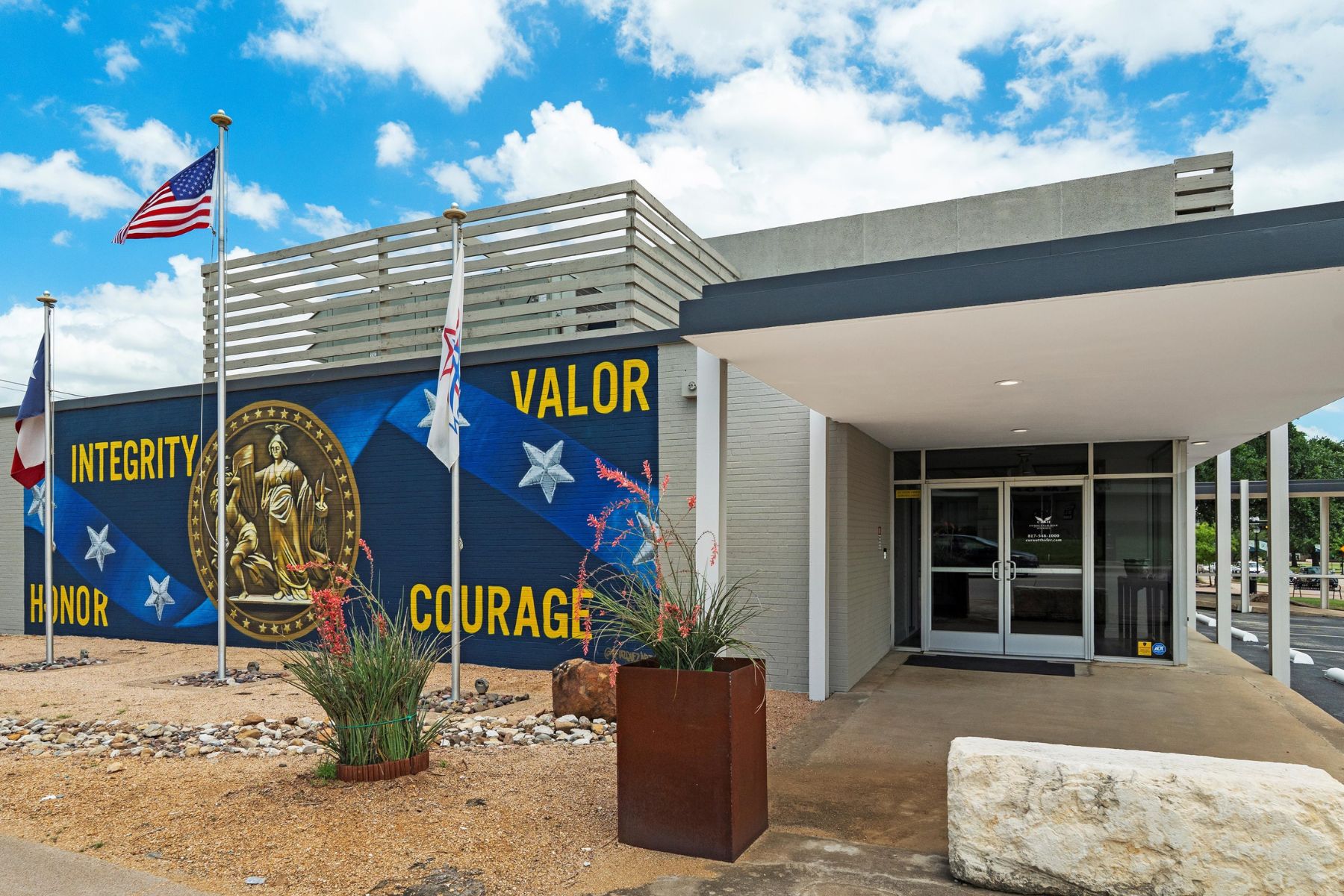 311-exterior-mural
